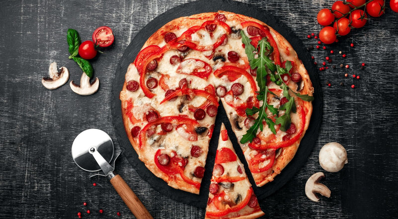 Pizza with Vegetables — Black
