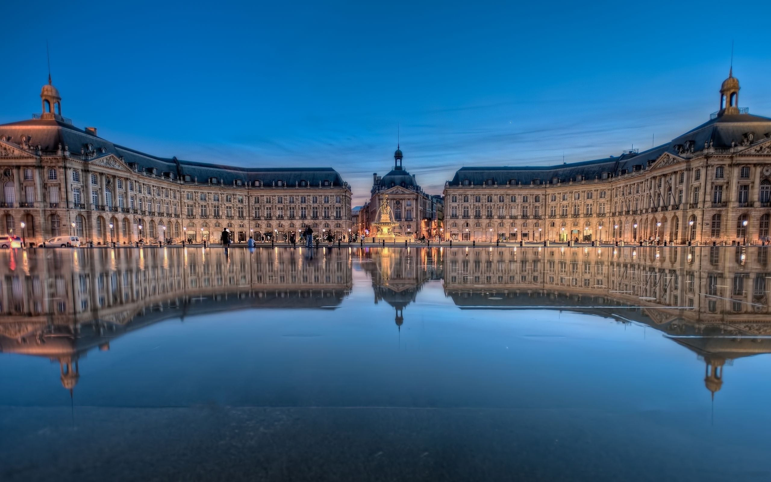 Place de la Bourse at dusk