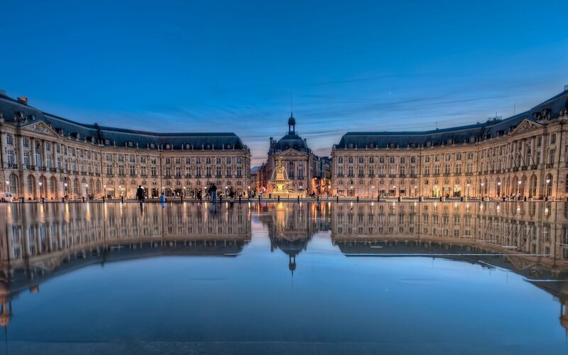 Place de la Bourse at dusk