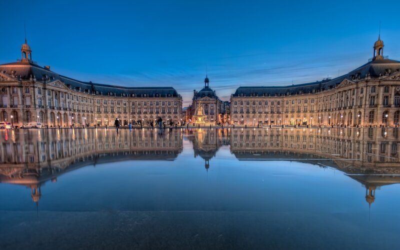 Place De La Bourse in Bordeaux — Blue