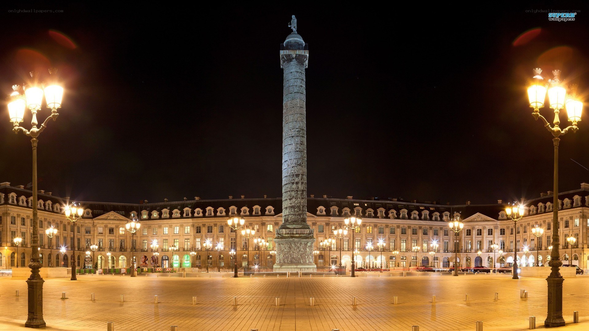 Place Vendôme at night