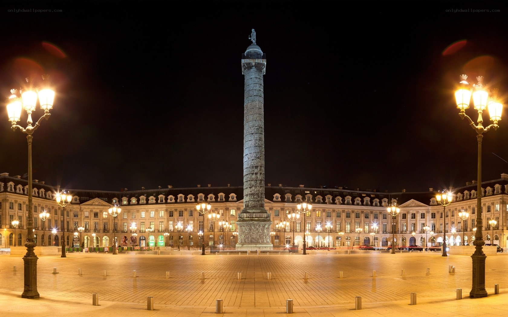 Place Vendôme at night