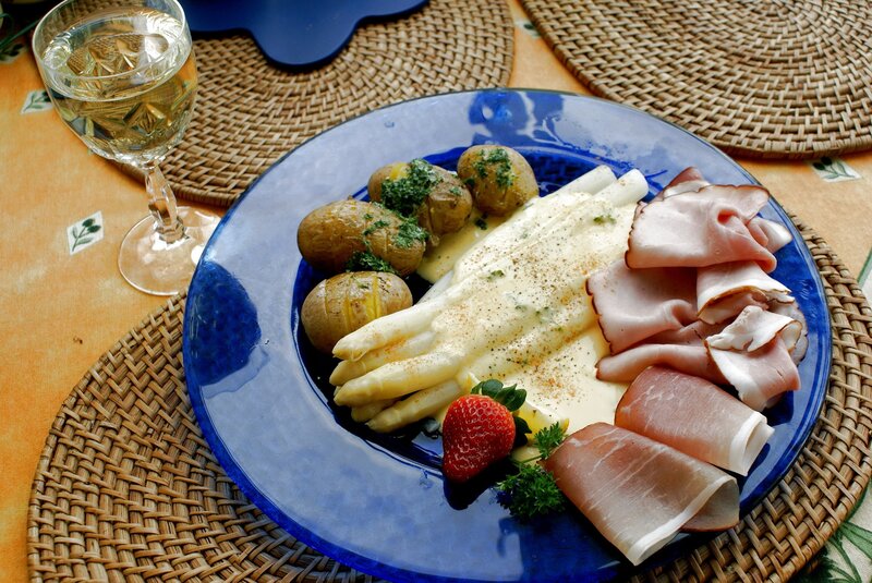 Plate of White Asparagus