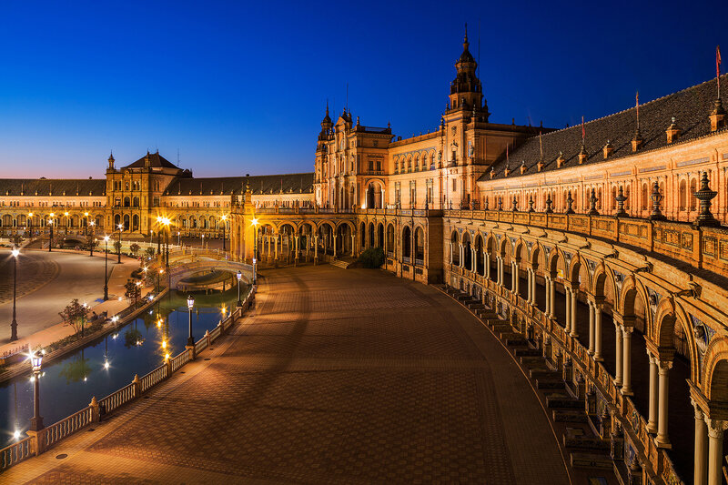 Plaza De España at Night