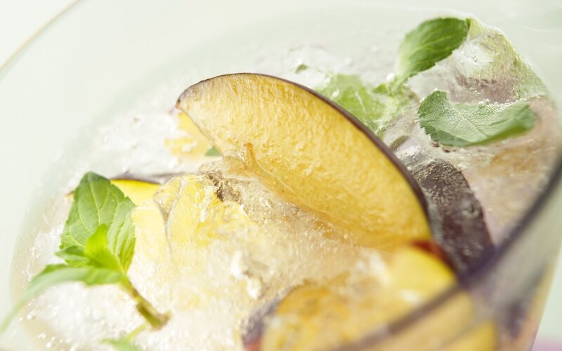 Plum and mint cocktail