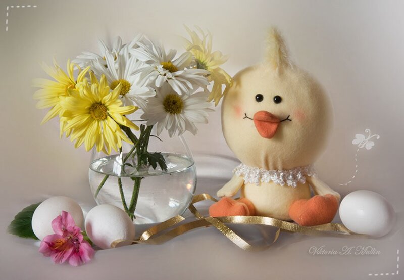 Plush Chick with Flowers