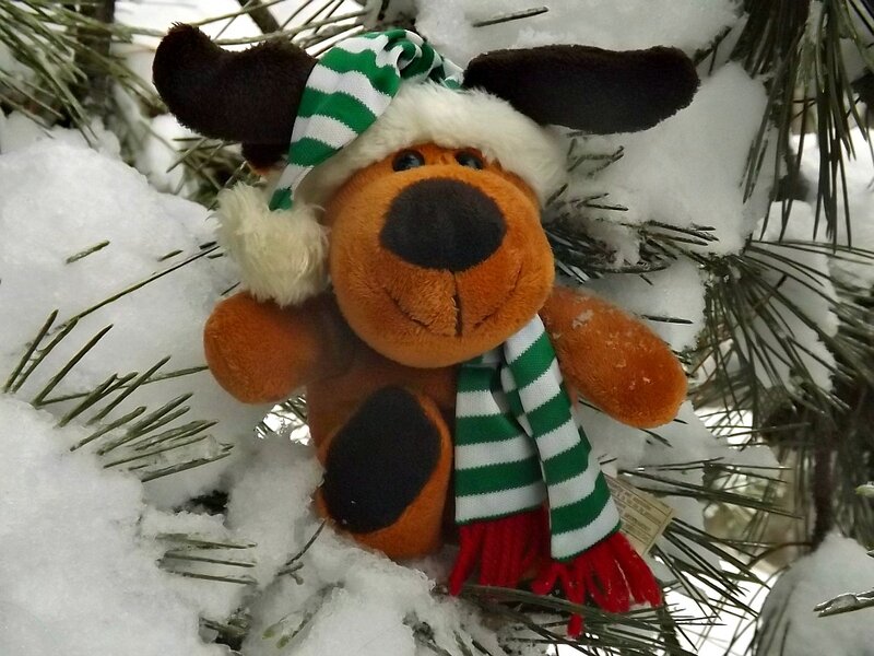 Plush Reindeer in Snow — White, Festive