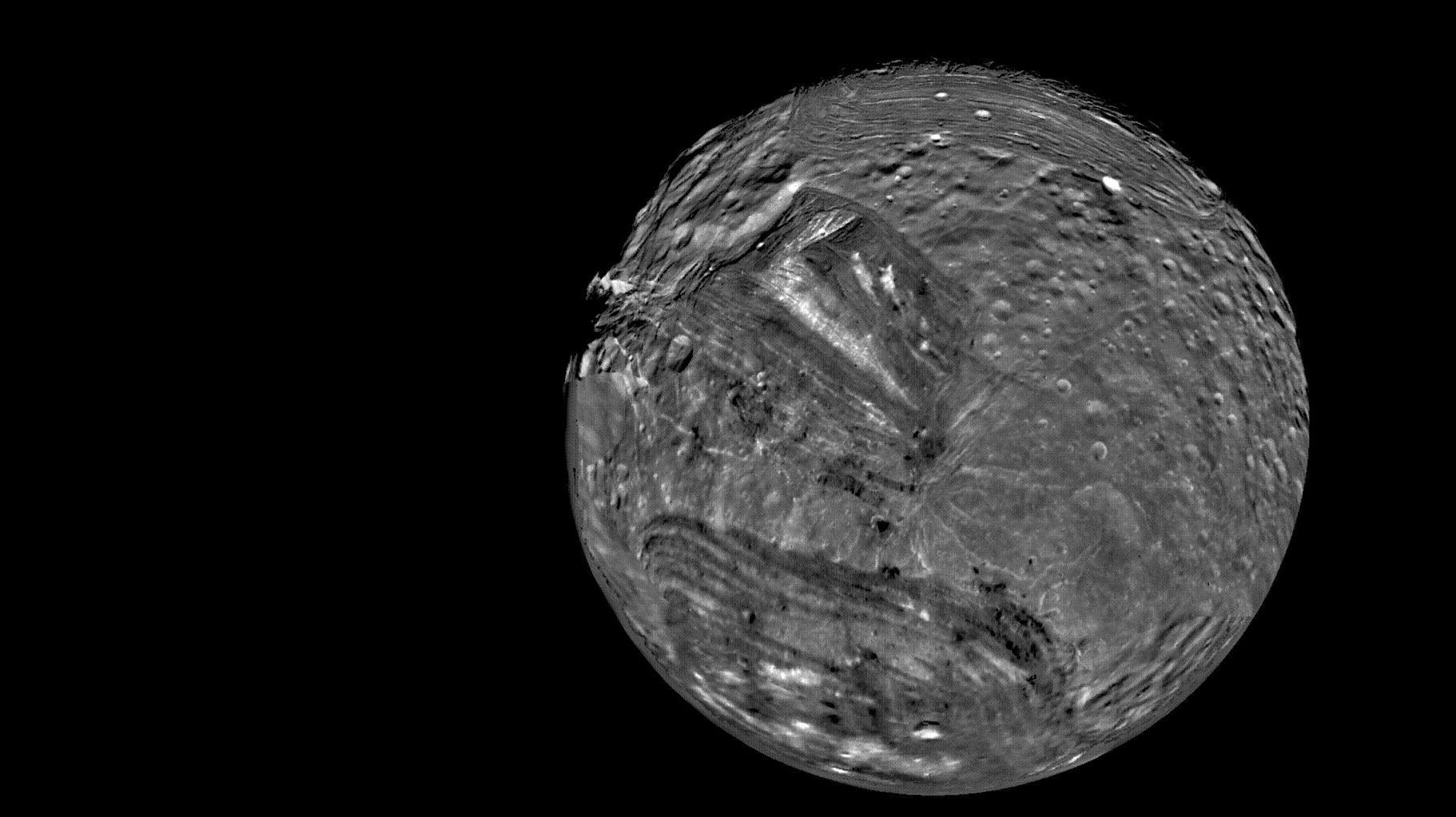 Pluto's surface features