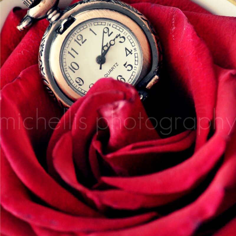 Pocket Watch in Rose — Red