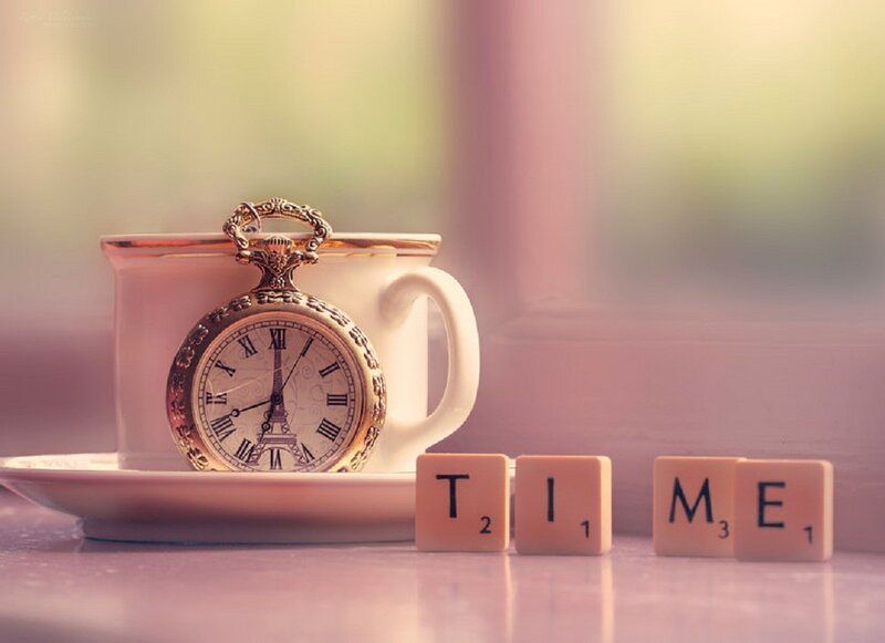 Pocket Watch on Cup — Pink