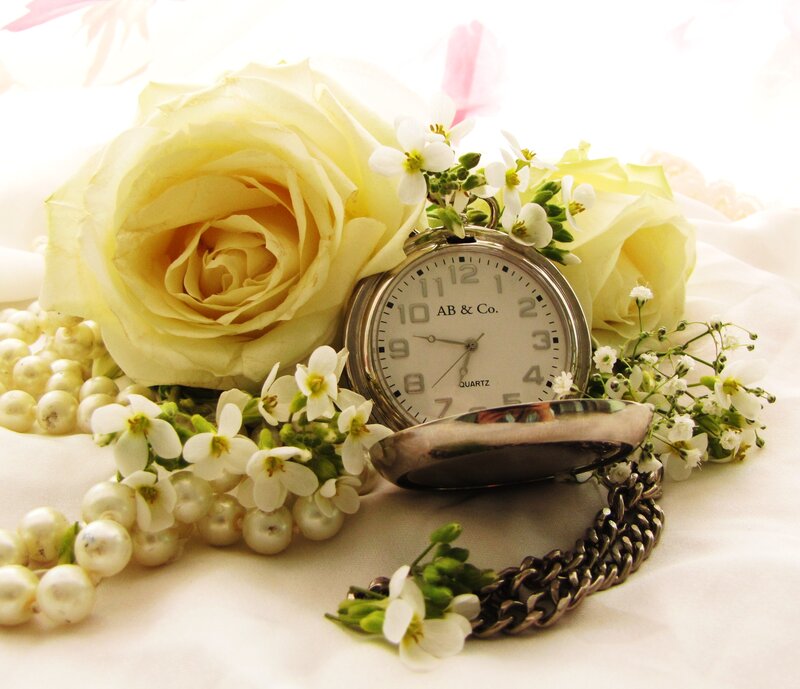Pocket Watch with Flowers — White, Serene