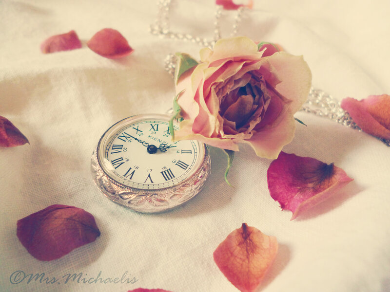 Pocket Watch with Rose — White, Serene