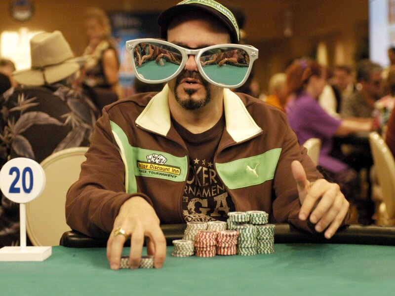 Poker player with novelty glasses