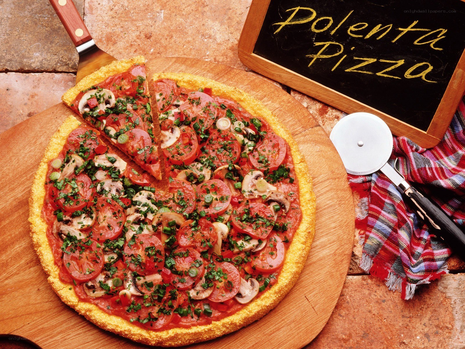 Polenta pizza with vegetables