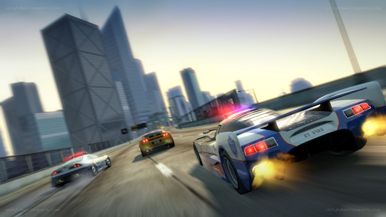 police car chase in city