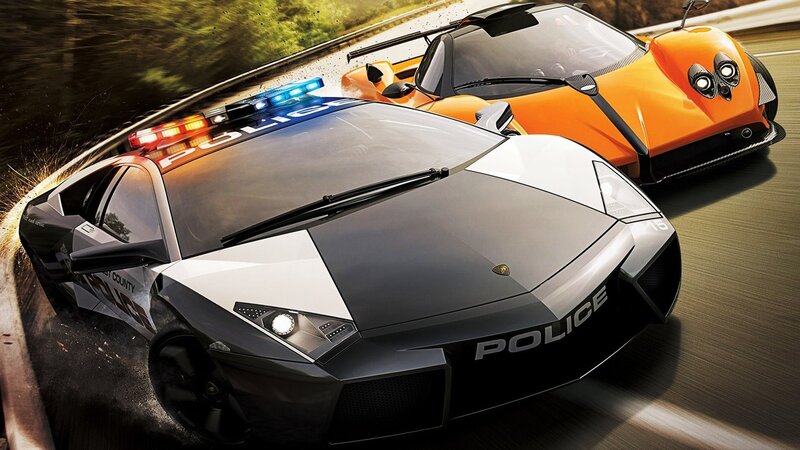 Police car chase with supercars
