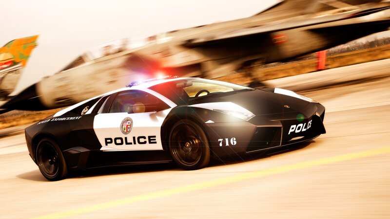 Police Car on Runway — Black