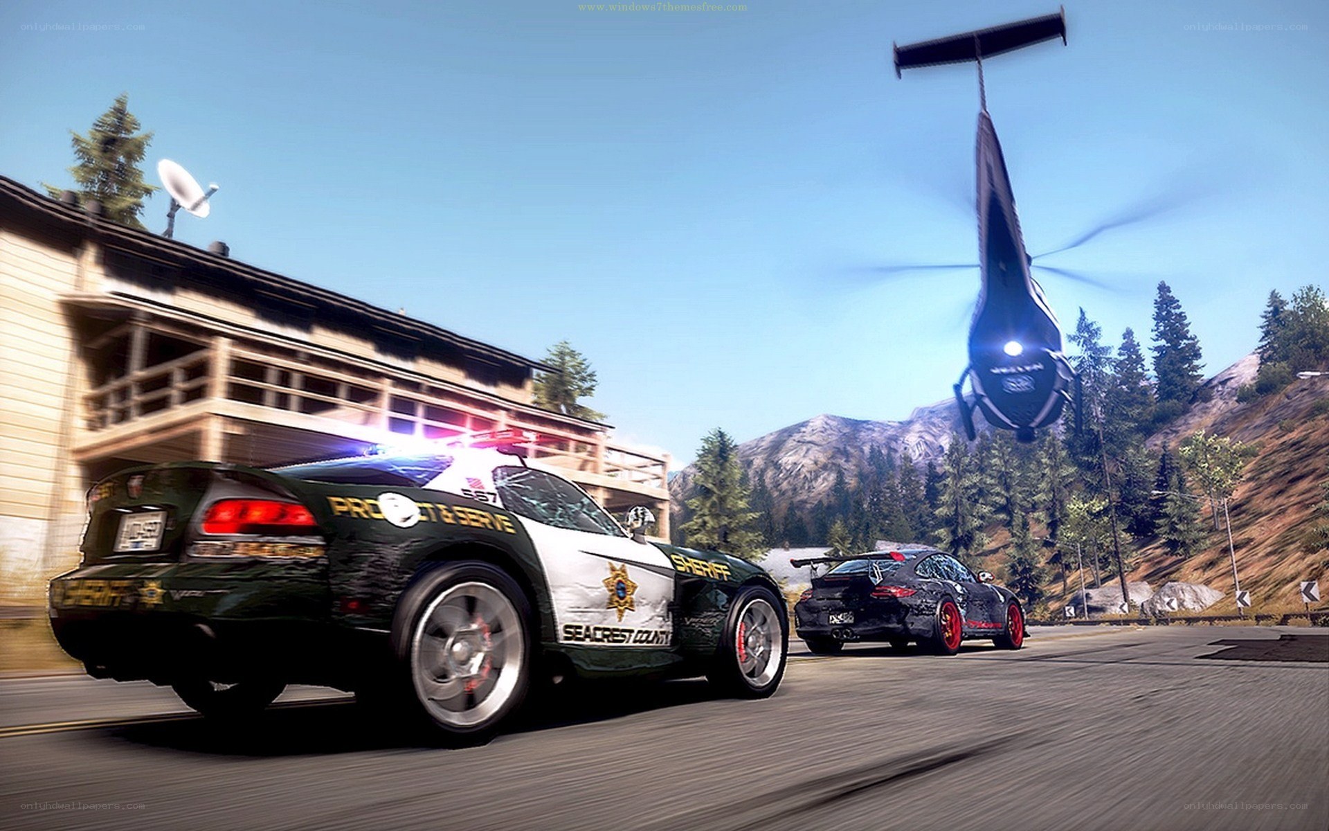 Police chase in mountain town