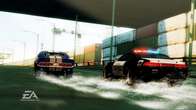 Police chase in Need for Speed