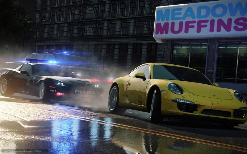 Police chase in rainy city