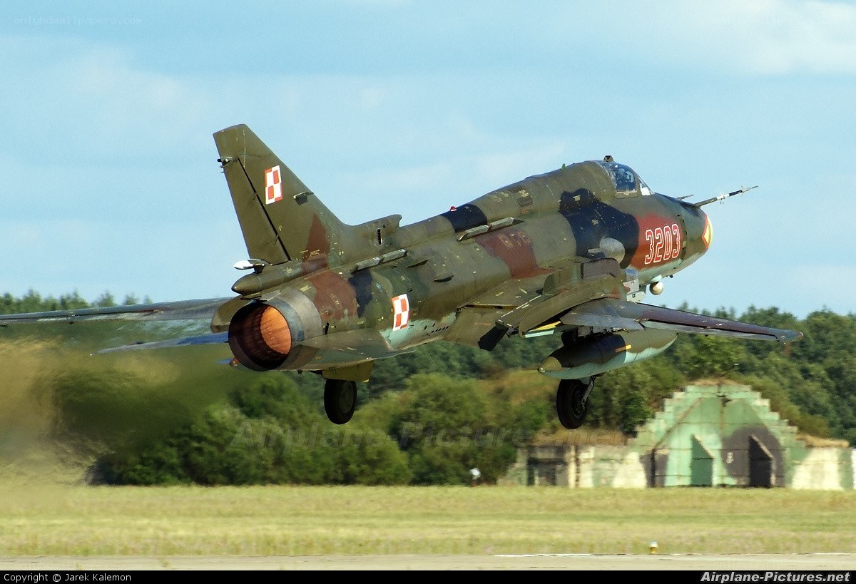 Polish jet taking off