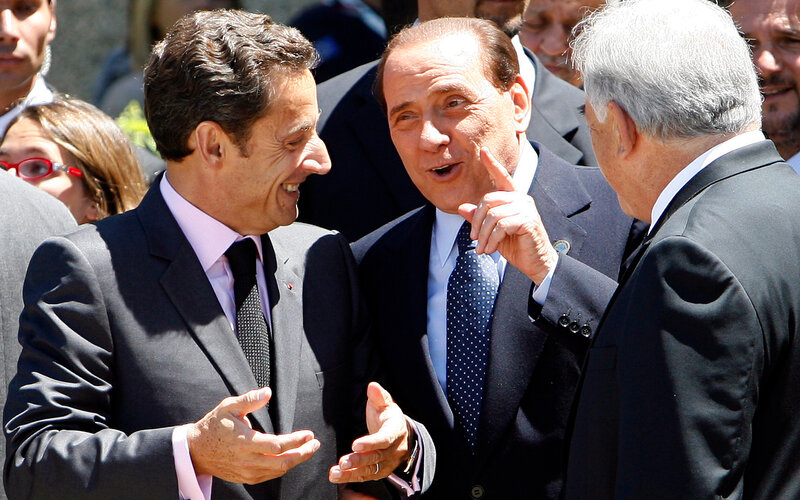 political leaders conversing