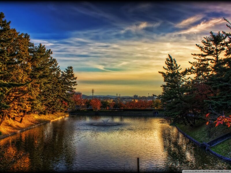 Pond with Fountain — Blue