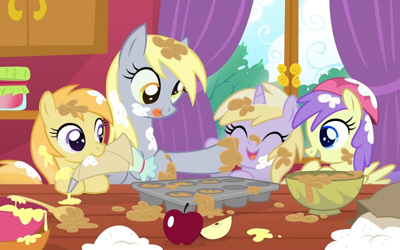 ponies baking mess