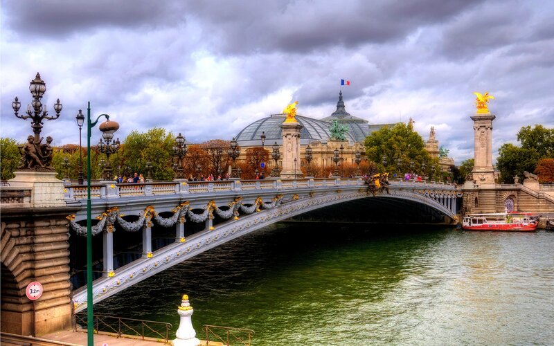 Pont Alexandre III and Grand Palais