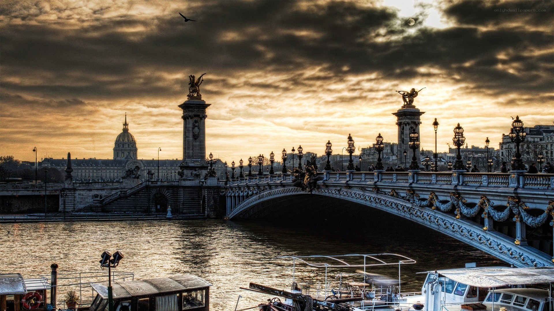 Pont Alexandre III at sunset