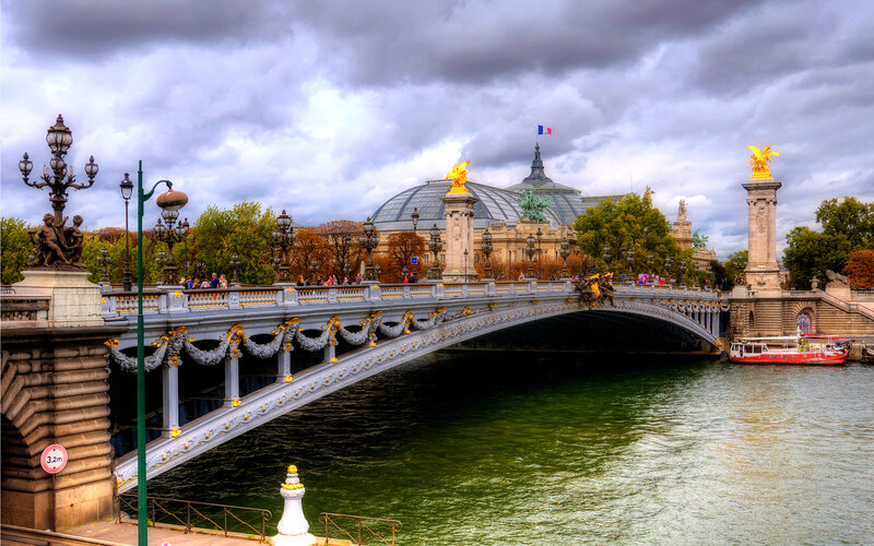 Pont Alexandre III Bridge — Green