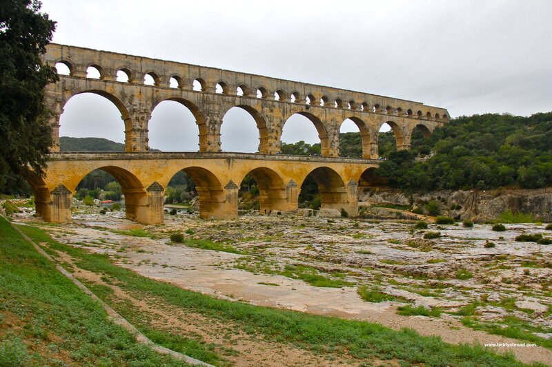 Pont Du Gard Aqueduct — Beige, Serene