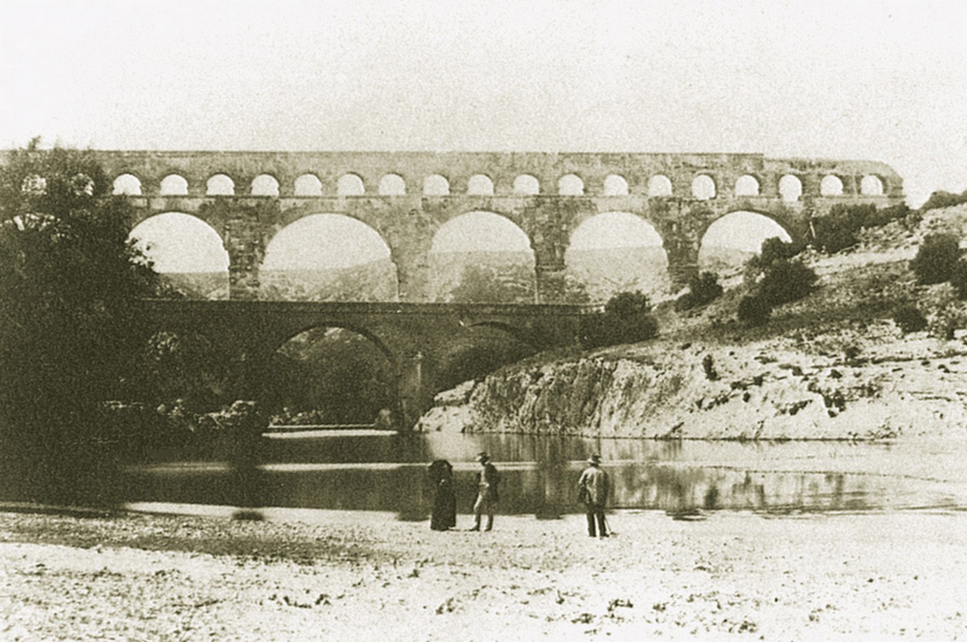 Pont du Gard aqueduct