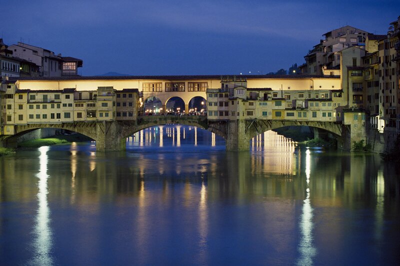 Ponte Vecchio at dusk
