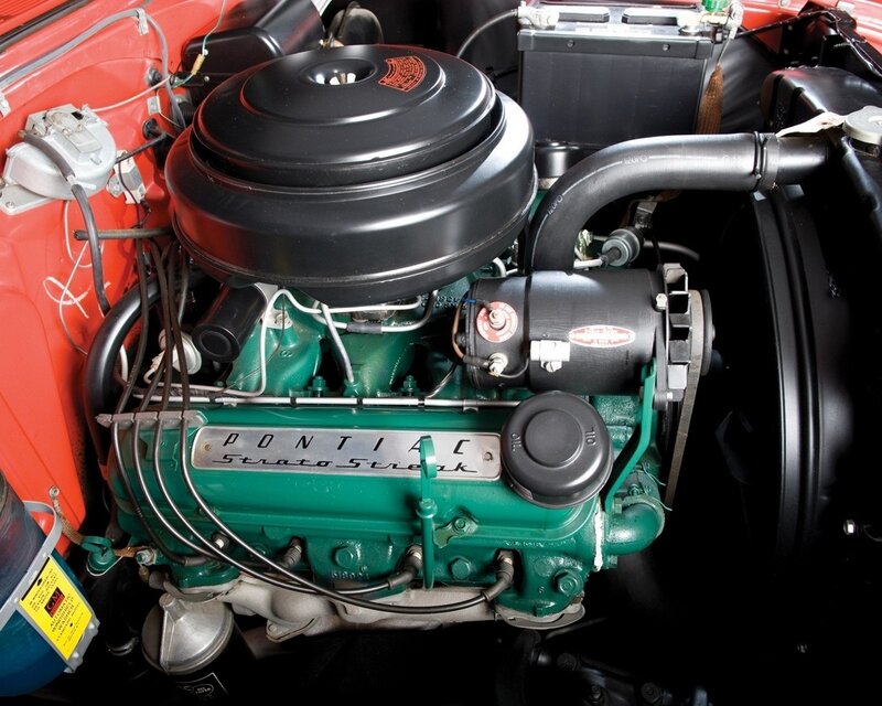 Pontiac Strato Streak engine