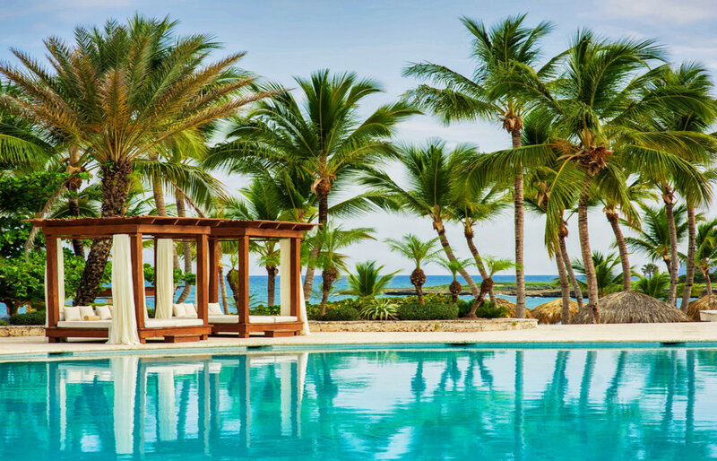 Poolside Cabana with Palm Trees — Blue