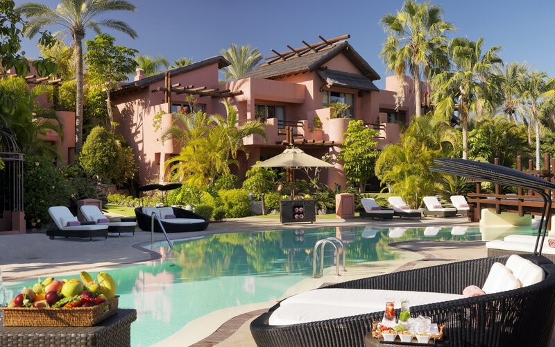 Poolside Resort Lounge