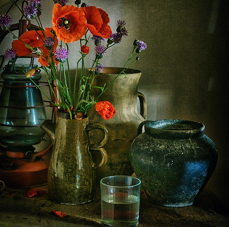 Poppies in a Vase — Orange