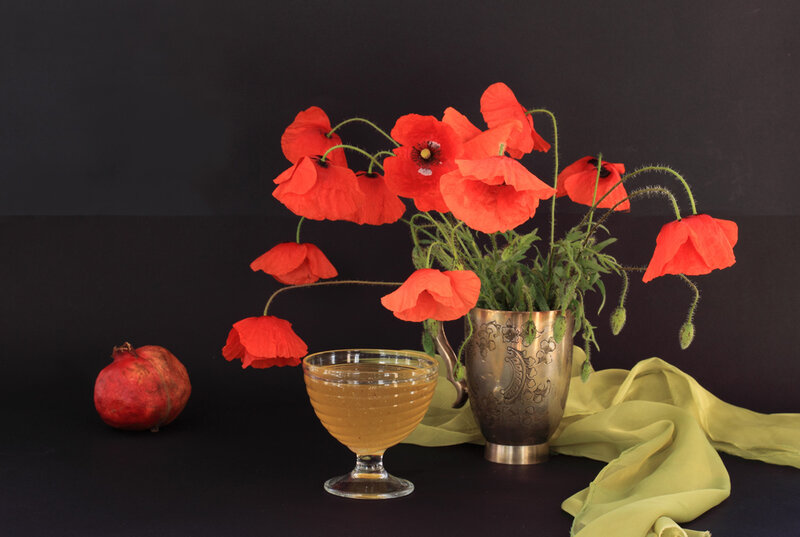 Poppies in a Vase — Red
