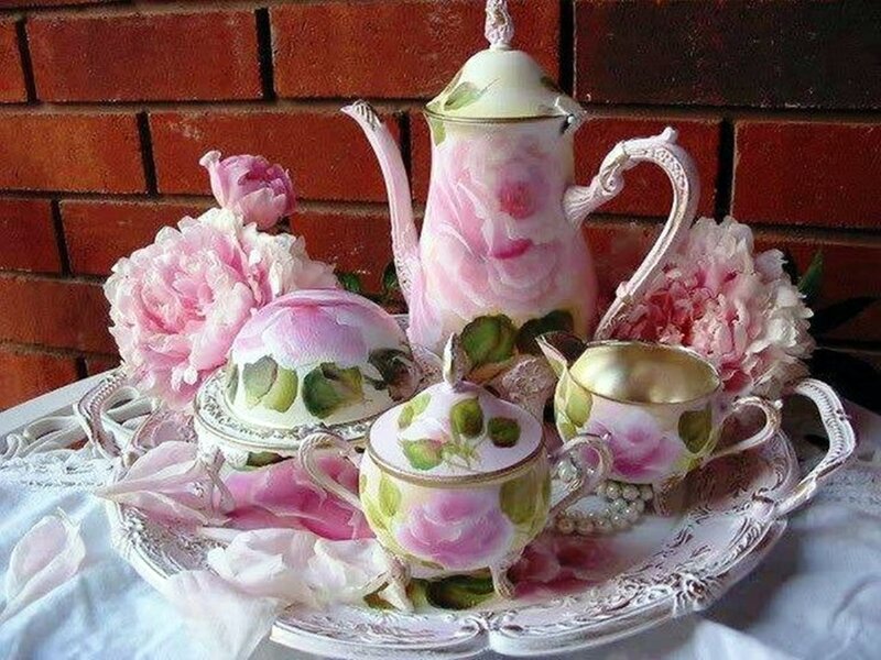 Porcelain Tea Set — Pink, Elegant