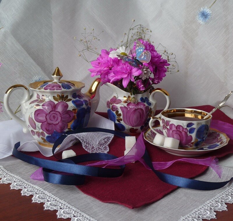 Porcelain Tea Set
