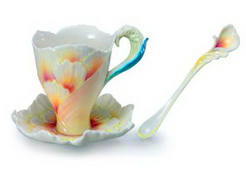 Porcelain Tea Set — White, Serene, Photograph, Cup