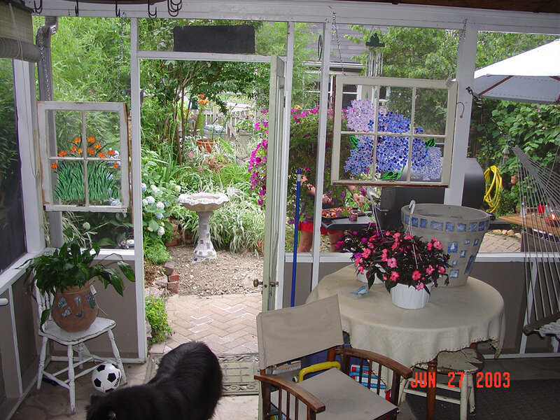 Porch with garden view