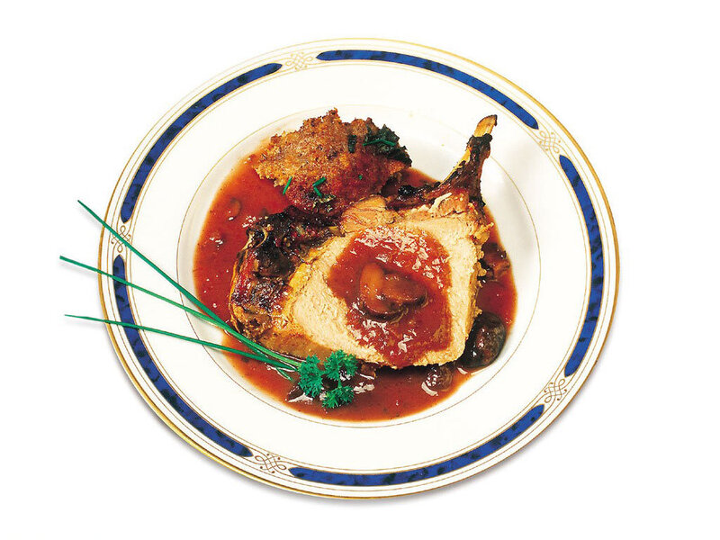 Pork roast with mushroom sauce