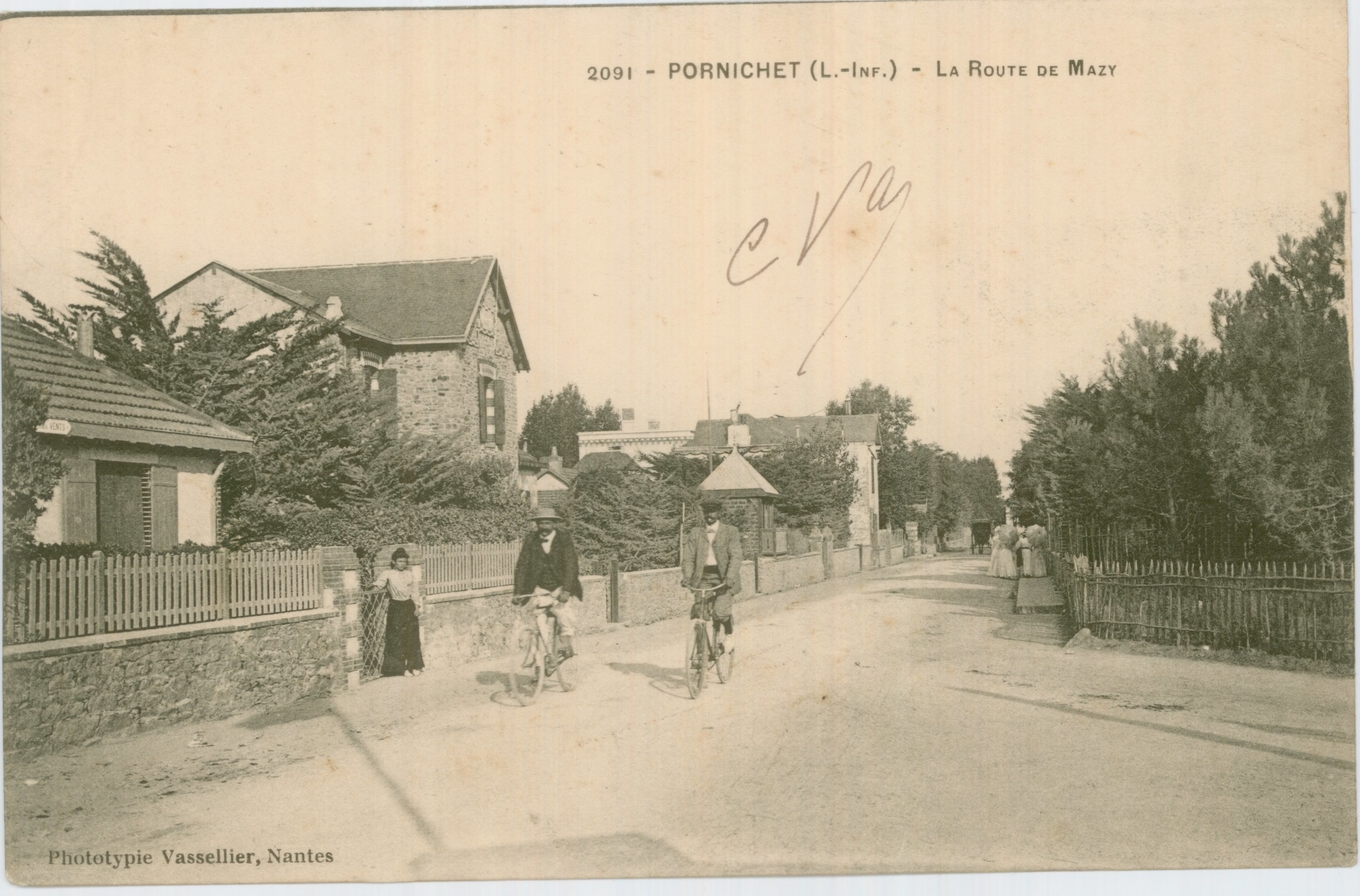 Pornichet Road Scene