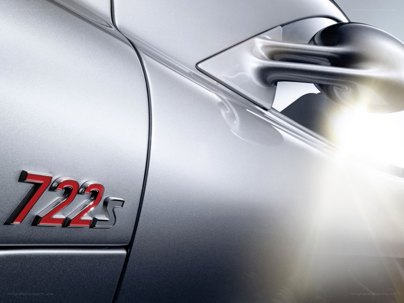 Porsche 722s badge