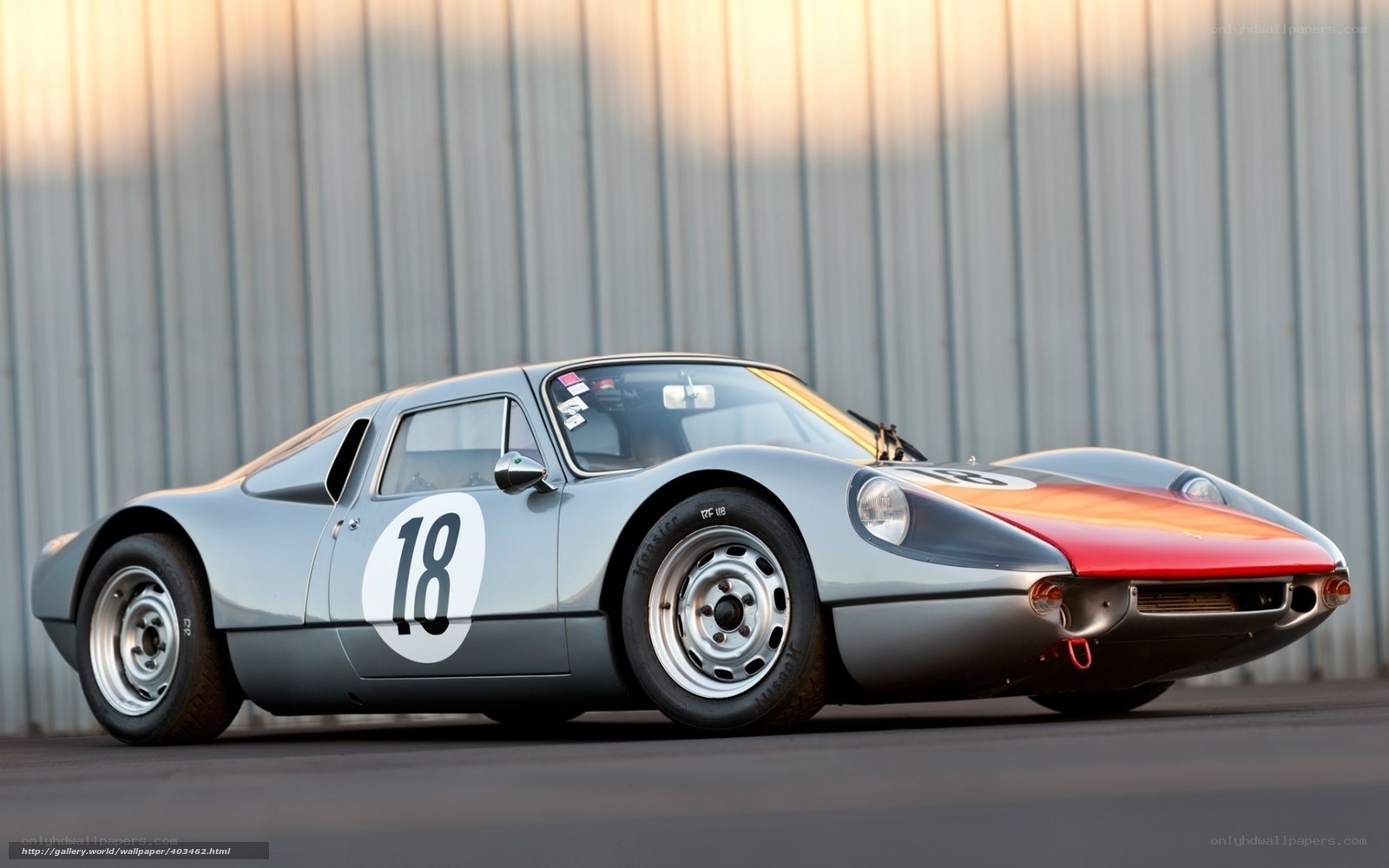 Porsche 904 race car