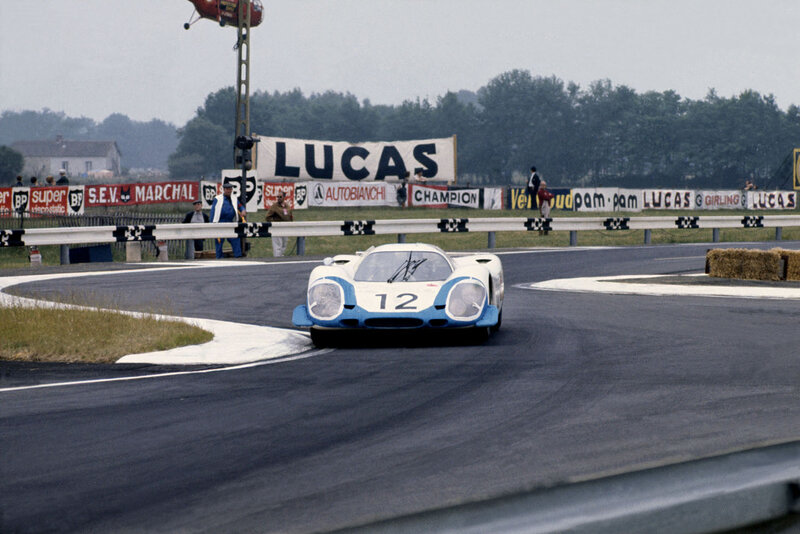 Porsche 908 racing at Le Mans