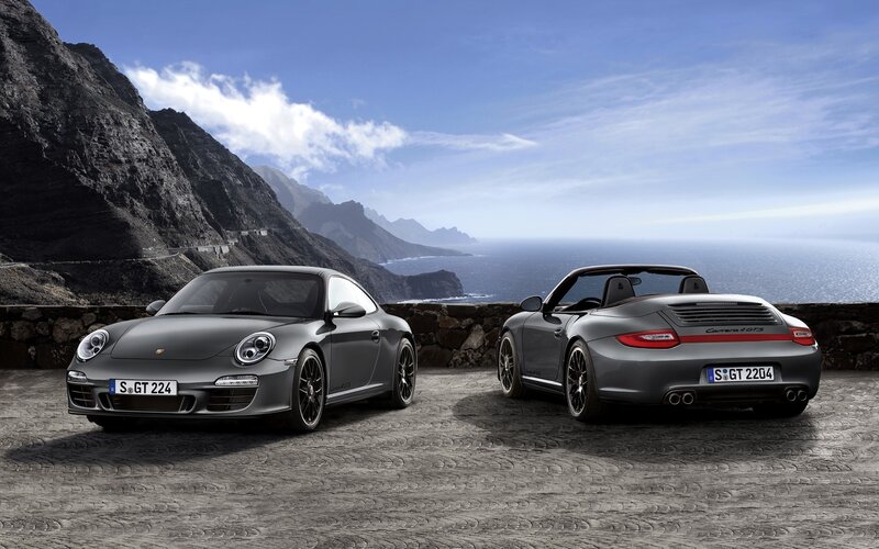 Porsche 911 Carrera 4 GTS cars