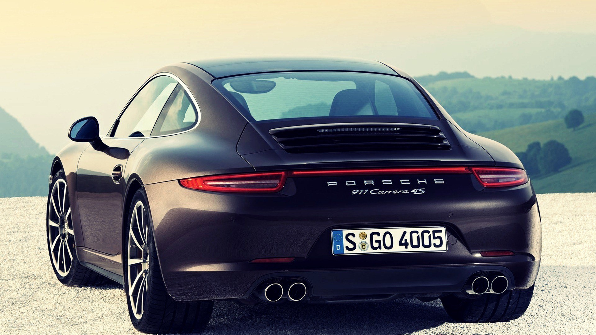 Porsche 911 Carrera 4S rear view